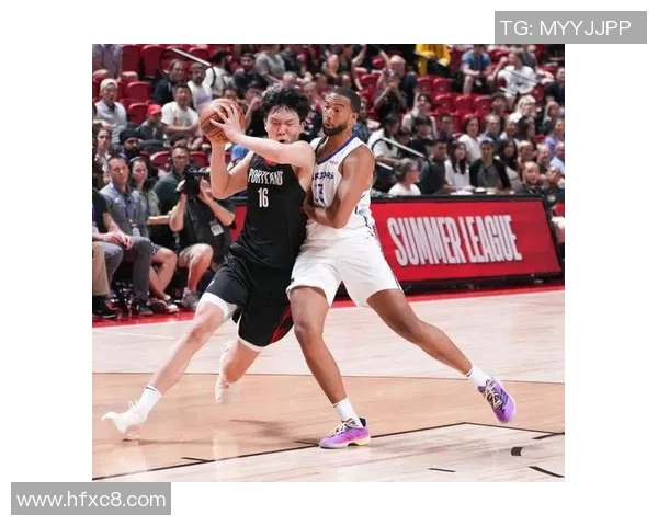 NBA西部决赛精彩对决勇士队挑战开拓者队直播全程回顾与精彩瞬间分析 NBA西部决赛精彩对决勇士队挑战开拓者队直播全程回顾与精彩瞬间分析