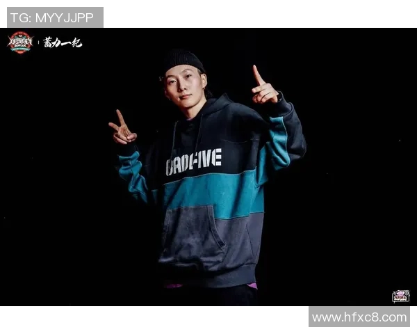 南京攀岩队在世界街舞大赛中以73分稳居积分榜首位