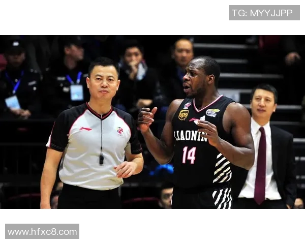 西安篮球队节奏之争引发热议球迷与教练的观点碰撞 西安篮球队节奏之争引发热议球迷与教练的观点碰撞